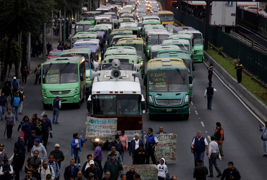 الشلل يصيب شوارع المكسيك بسبب الإضراب