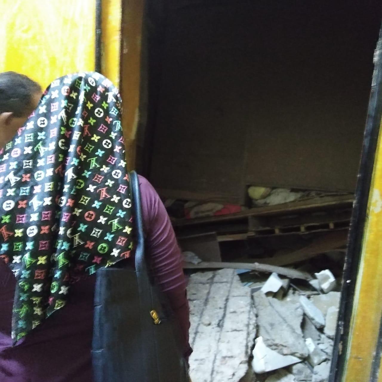 انهيار في أحد المنازل في شارع القناطر الخيرية (1)