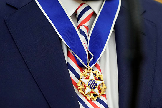 Jerry West wearing the Freedom Medal