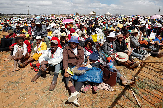 مواطنو مدغشقر فى انتظار البابا