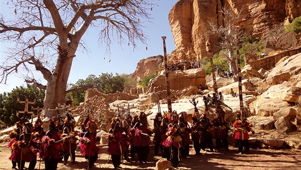 قبائل الدوجون
