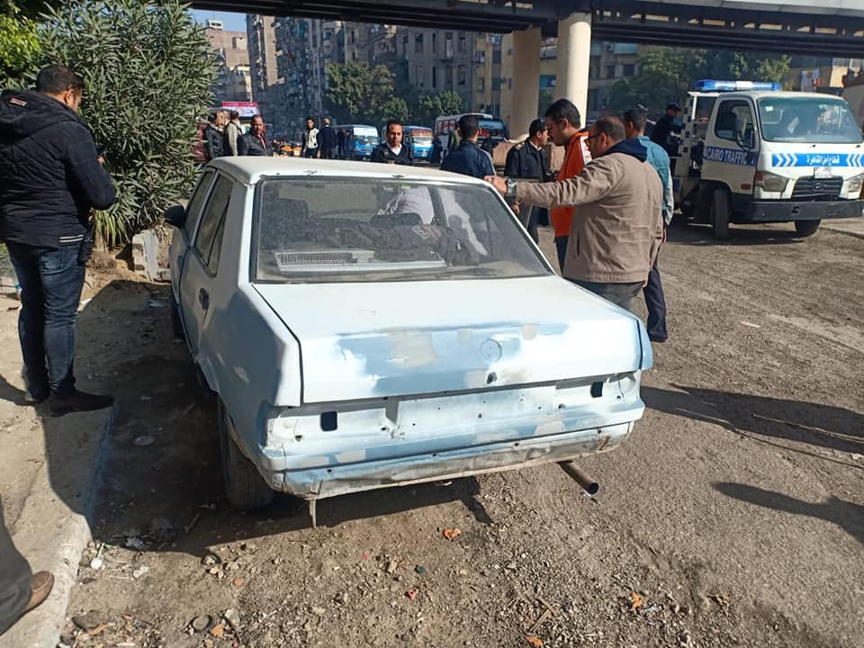 رفع السيارات المهملة بشورع العاصمة (2)