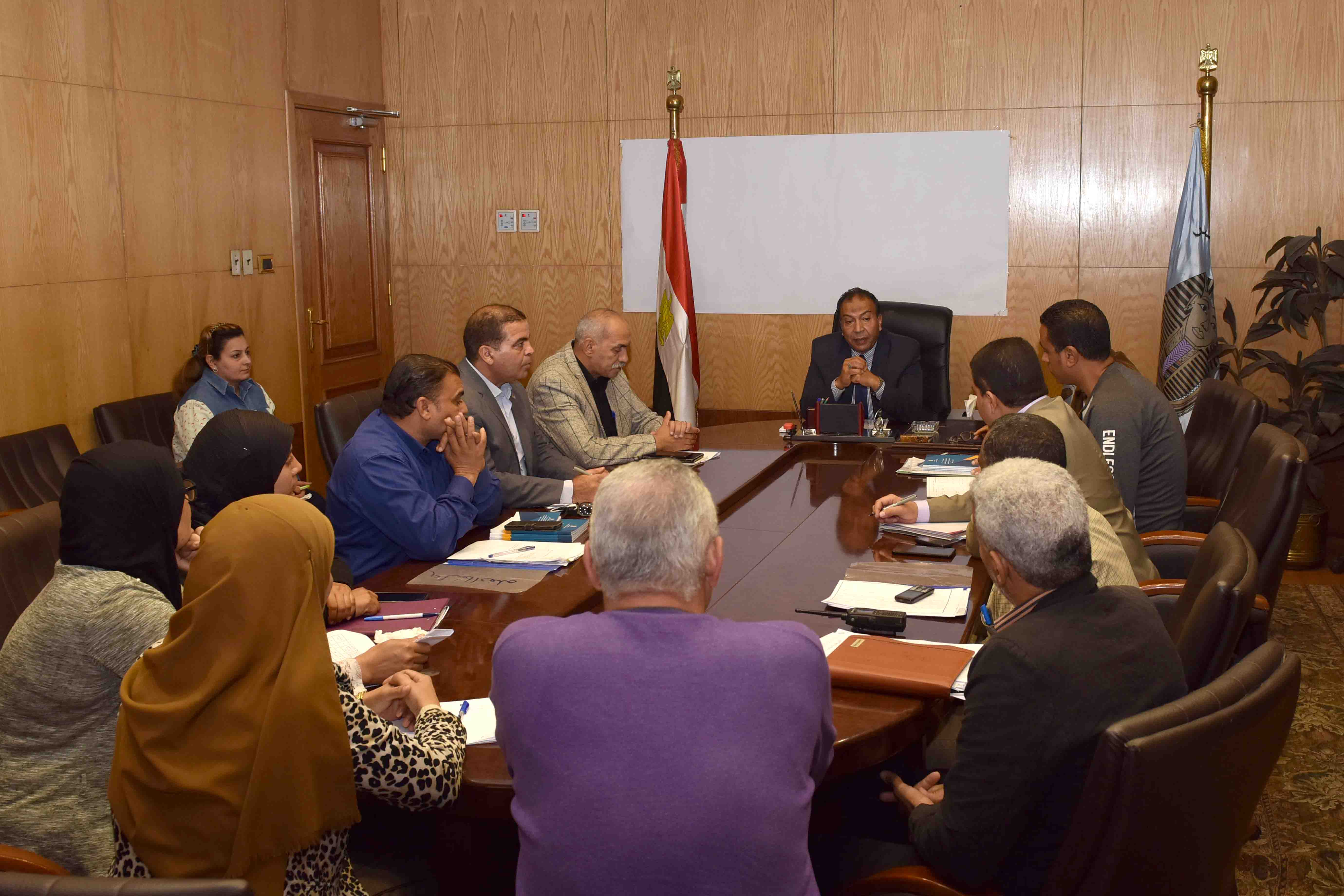 لجنة تقنين أراضي أملاك الدولة بمدينة الطود شرق الأقصر تواصل أعمالها (3)