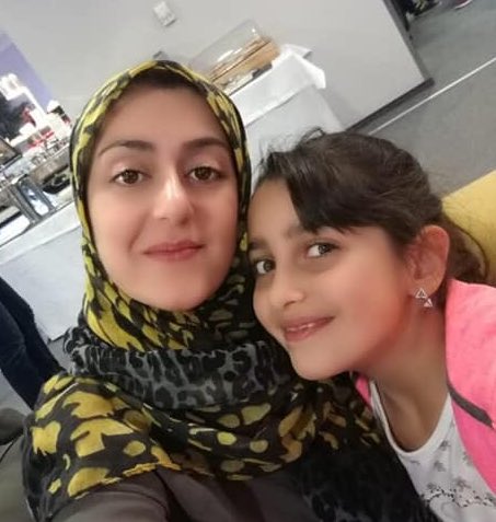 المذيعة الإيرانية وابنتها ضمن ضحايا الطائرة الأوكرانية