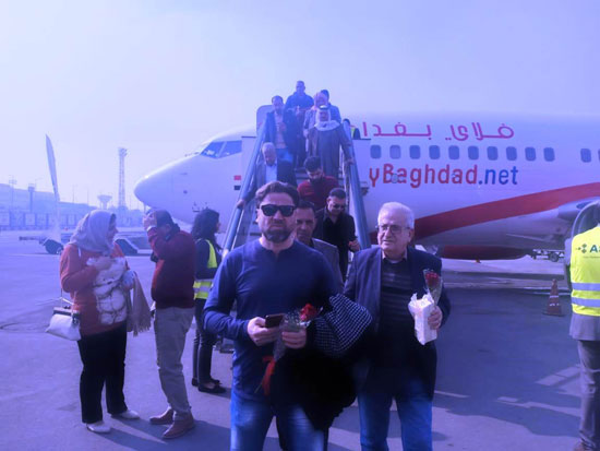 مطار القاهرة يستقبل أول رحلة من بغداد (12)