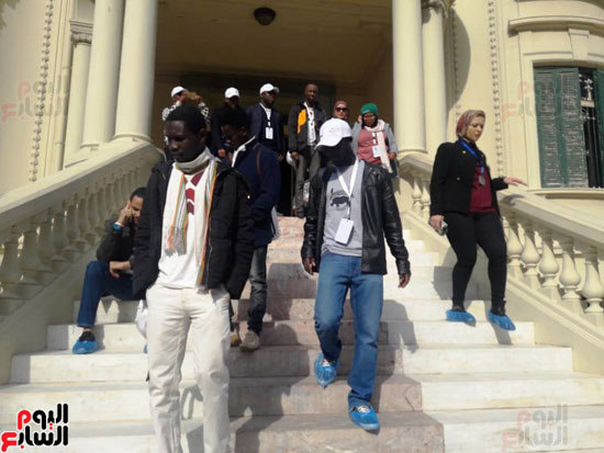 شباب البرنامج الرئاسى لدول أفريقيا فى زيارة لمتاحف الإسكندرية (10)
