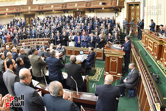 الجلسة العامة للبرلمان (13)