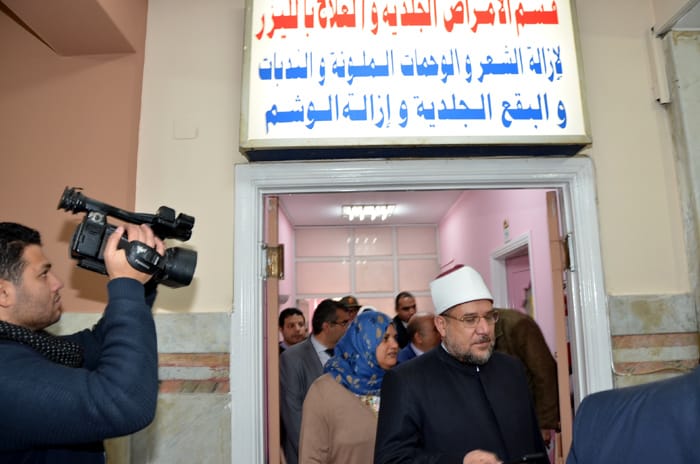 وزير الأوقاف يفتتح تطوير وحدة القسطرة بمستشفى الدعاة (16)