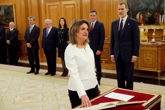 تيريزا-ريبيرا-نائبة-رئيس-الوزراء-الأسبانى-لشؤون-البيئة-والتهجير-الريفى