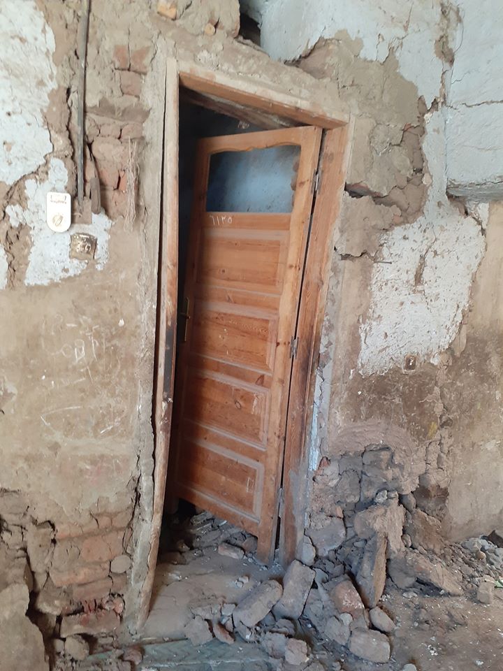 العناية الإلهية تنقذ عائلتين قبل إنهيار منزليهما بمدينة أرمنت (3)