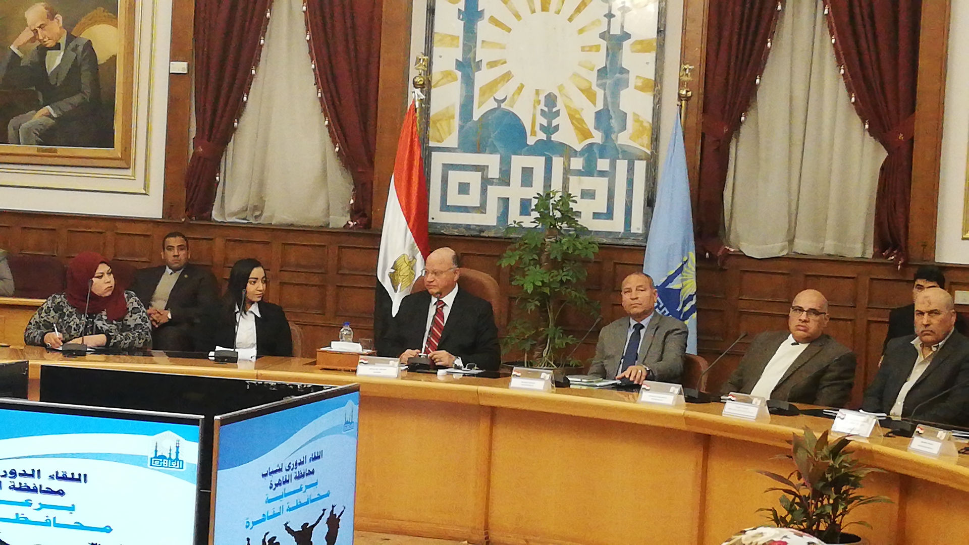 لقاء محافظ القاهرة بالشباب (1)