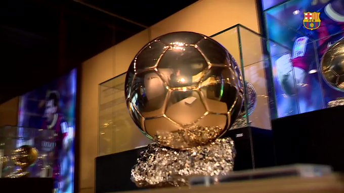 الكرة الذهبية السادسة لميسي فى متحف برشلونة