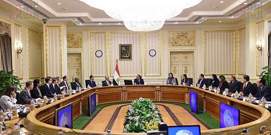 رئيس الوزراء يتابع موقف تأثيث مقار الوزارات بالعاصمة الإدارية  (4)