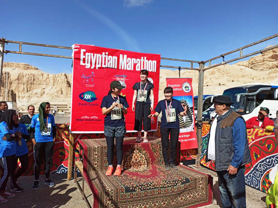 عداؤون الأردن واليابان ومصر يتصدرون مسابقات ماراثون مصر الدولي (2)