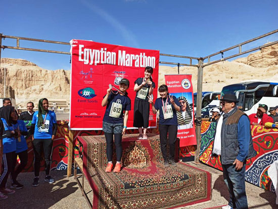 عداؤون الأردن واليابان ومصر يتصدرون مسابقات ماراثون مصر الدولي (1)