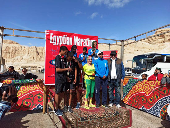 عداؤون الأردن واليابان ومصر يتصدرون مسابقات ماراثون مصر الدولي (6)
