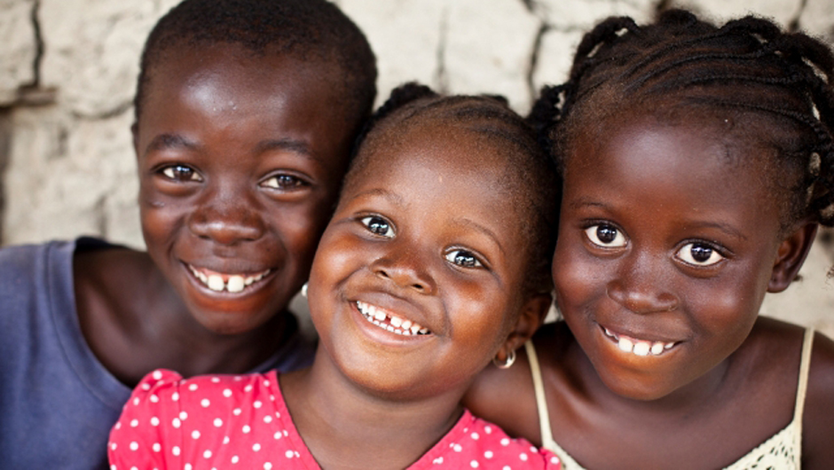 عادات وتقاليد لشعوب اهل زامبيا 341111-children