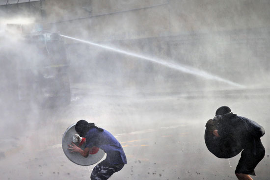 تفرقة المتظاهرين