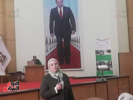  الدكتورة نيفين القباج وزيرة التضامن الاجتماعى (2)