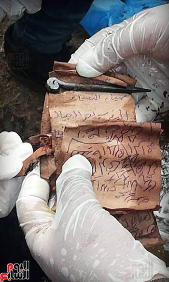 أهالي-وشباب-محافظة-الأقصر-يرفعون-شعار-مقابر-نظيفة-(6)