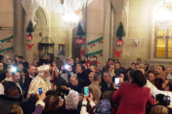 البابا تواضروس يترأس صلاة قداس عيد الغطاس (20)