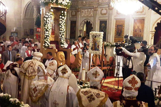 البابا تواضروس يترأس صلاة قداس عيد الغطاس (5)