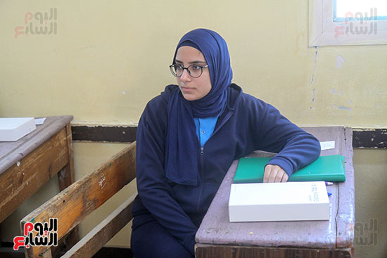 تسليم التابلت علي طلبة مدارس القاهرة (26)