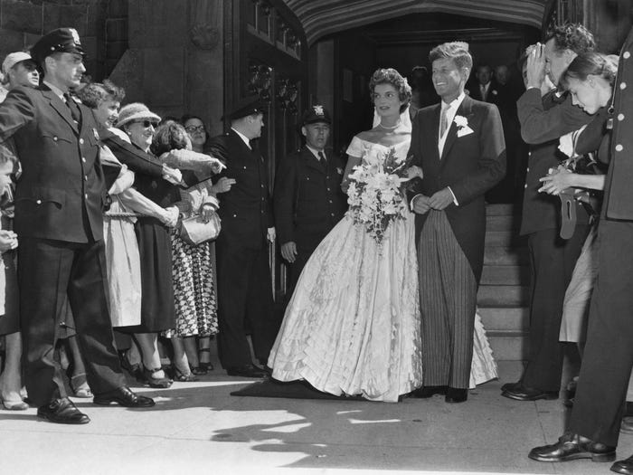 جاكلين بوفييه  في حفل زفافها من جون كينيدي