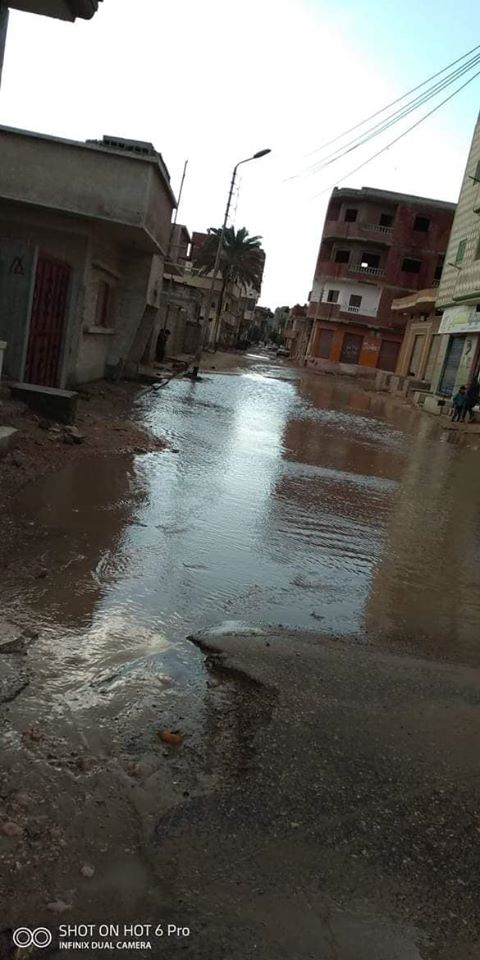 غرق شوارع محافظة شمال سيناء بمياه الأمطار (3)