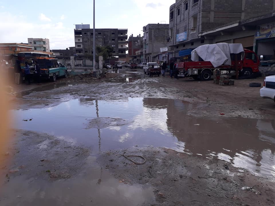 غرق شوارع محافظة شمال سيناء بمياه الأمطار (1)