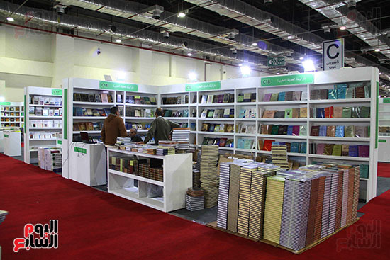 الجمهور مستعجل توافد زوار معرض الكتاب والهيئة دخول القراء مش النهاردة اليوم السابع