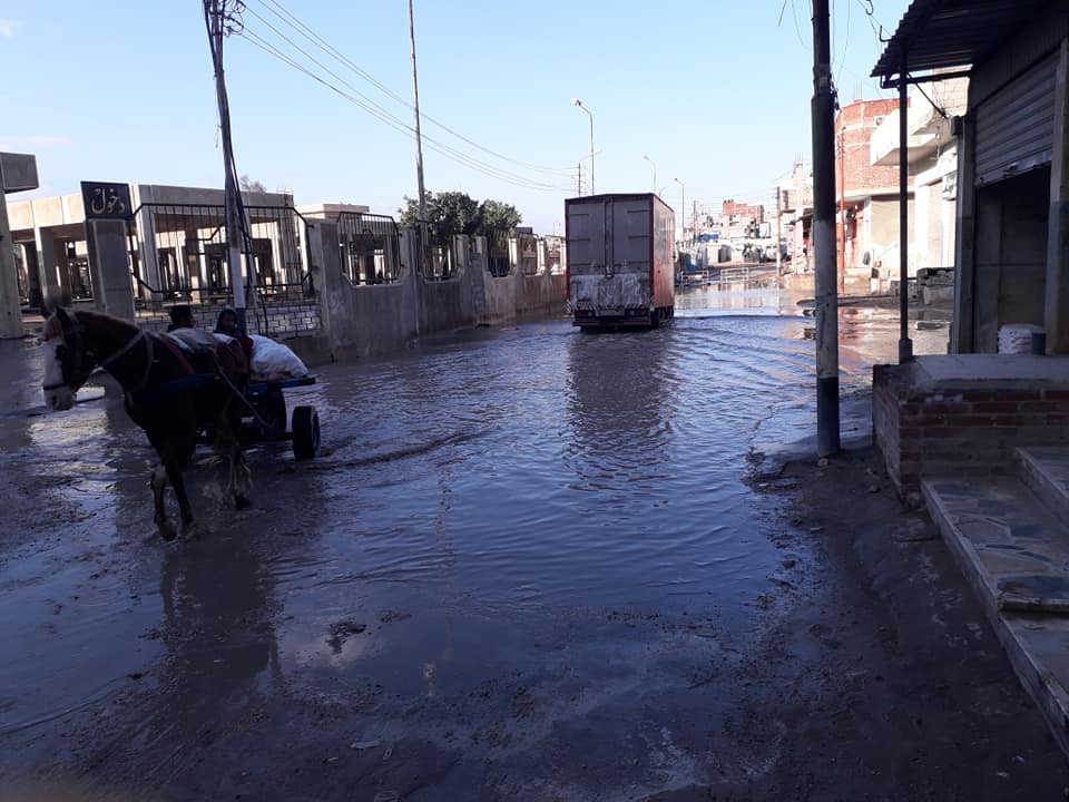 غرق شوارع محافظة شمال سيناء بمياه الأمطار (10)