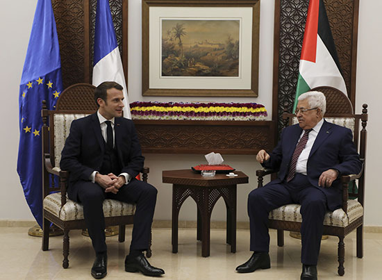الرئيس الفلسطينى يعقد مع نظيره الفرنسى جلسة مباحثات