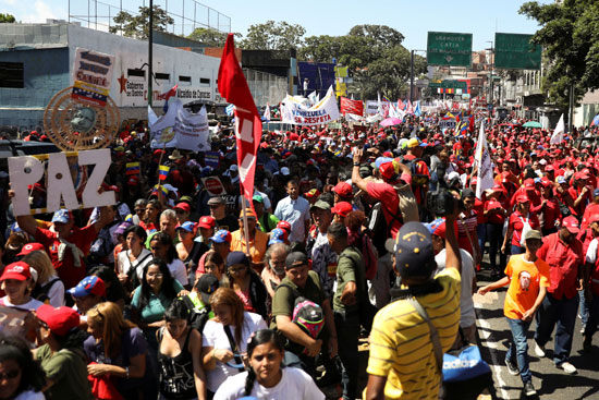 تظاهرات دعما لمادورو