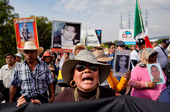 أعداد من المتظاهرين فى الميادين بالمكسيك