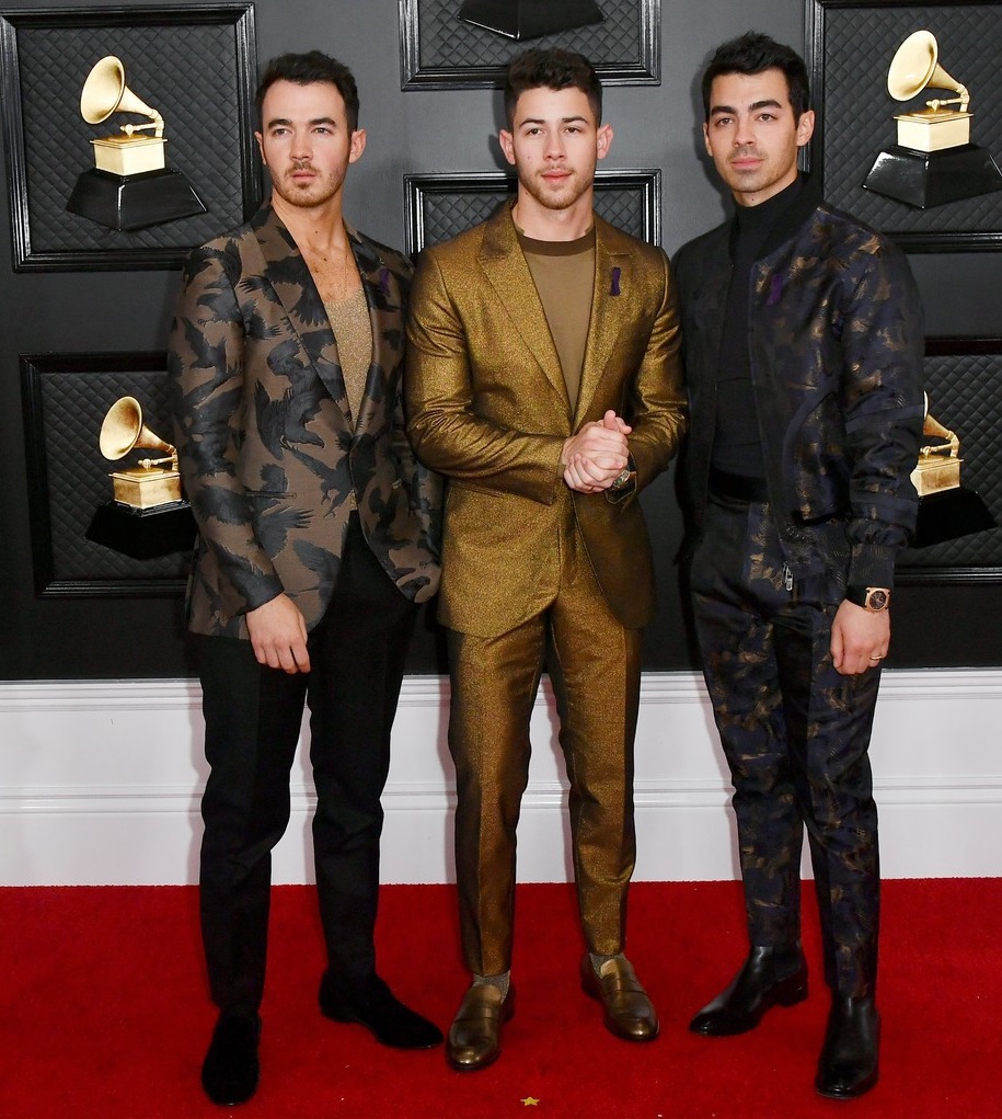 فريق Jonas Brothers  (5)