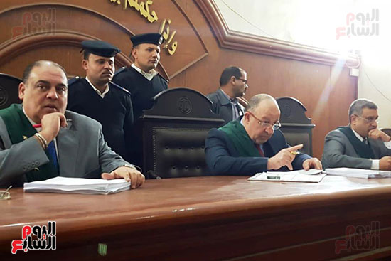 محاكمة جزار بتهمة ذبح أسرة من 7 أفراد بكفر الدوار (6)