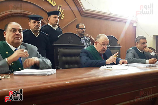 محاكمة جزار بتهمة ذبح أسرة من 7 أفراد بكفر الدوار (9)