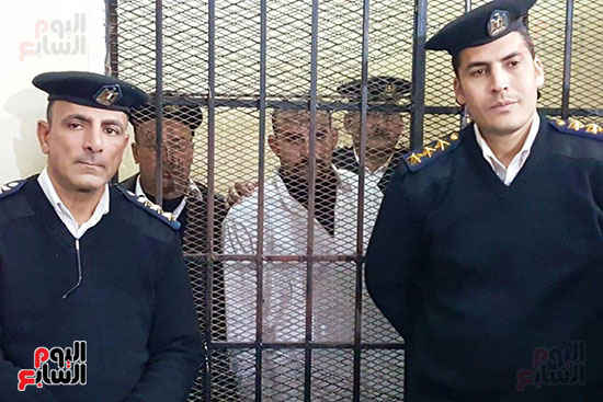 محاكمة جزار بتهمة ذبح أسرة من 7 أفراد بكفر الدوار (7)