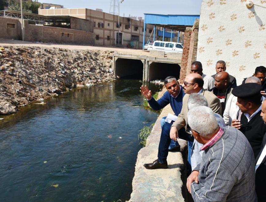 جولة ميدانية شملت العديد من المناطق السكنية والشوارع الرئيسية لمحافظ أسوان (2)