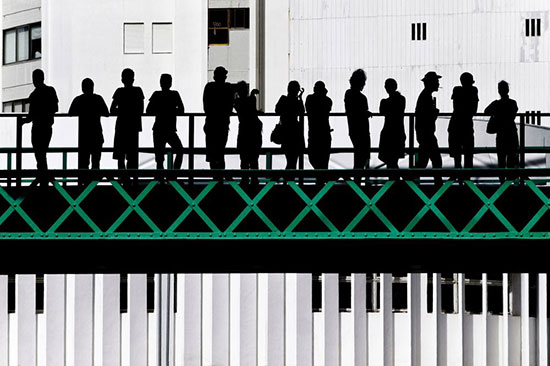 الصورة بعنوان جسر إيفل، للمصور البرتغالى خوسيه بيسو نيتو