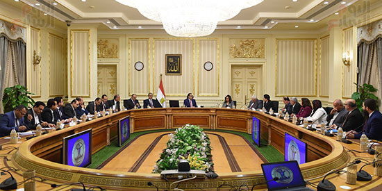 لقاء رئيس الوزراء اعضاء مجلس النواب بمحافظة دمياط (9)