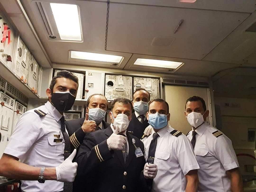 طوارئ فى مطارات مصر لمنع تسلل فيروس كورونا (6)