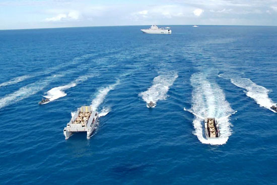 القوات البحرية تنفذ عملية تدريبية فى البحر المتوسط (4)