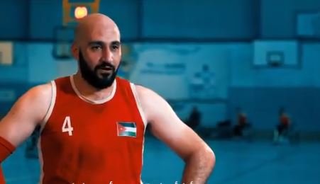 أسامة أبو خاطر لاعب كرة السلة بالمنتخب الأردنى
