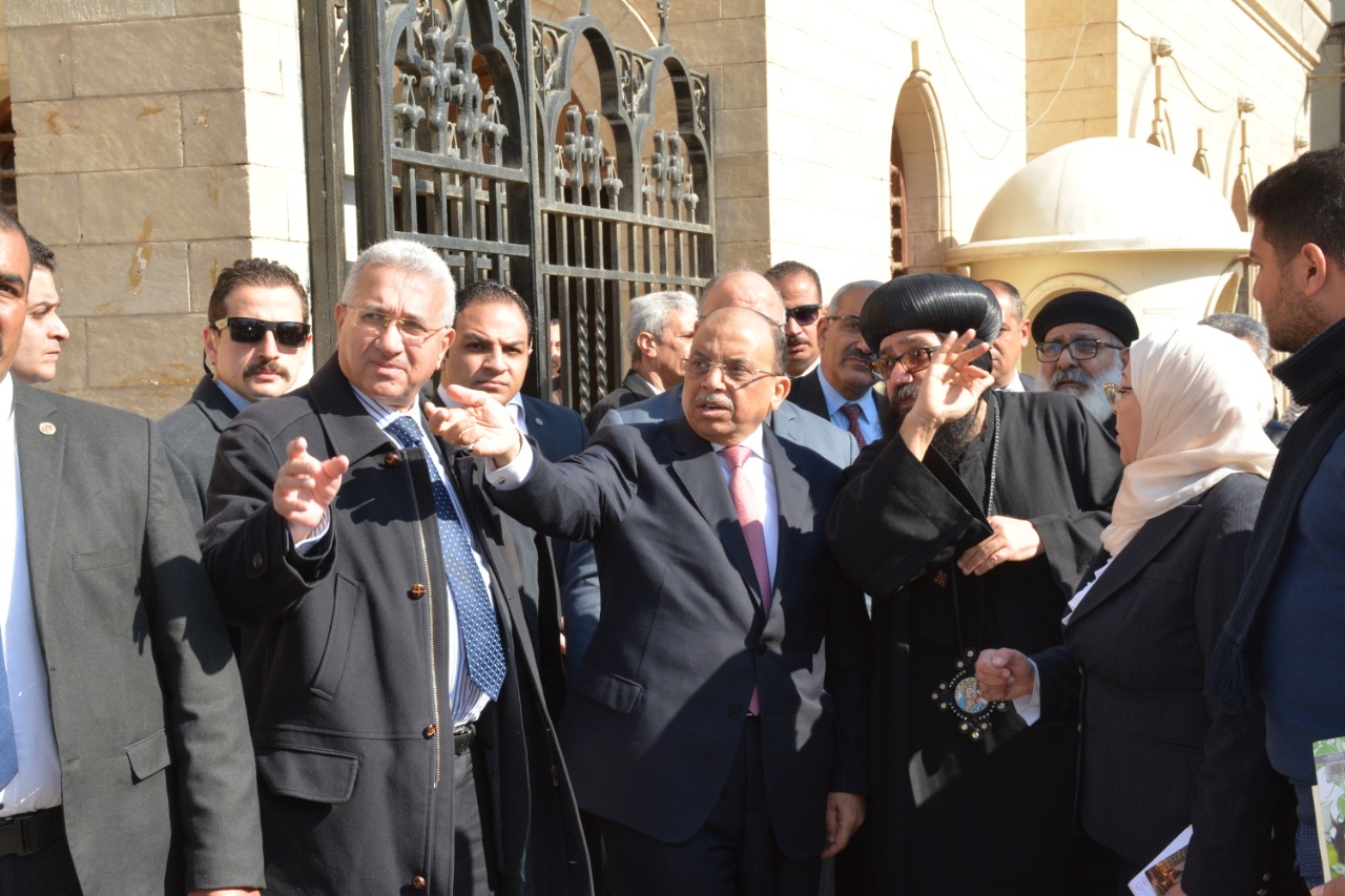 جولة وزير التنمية المحلية ووزير السياحة والآثار ومحافظ القاهرة (2)