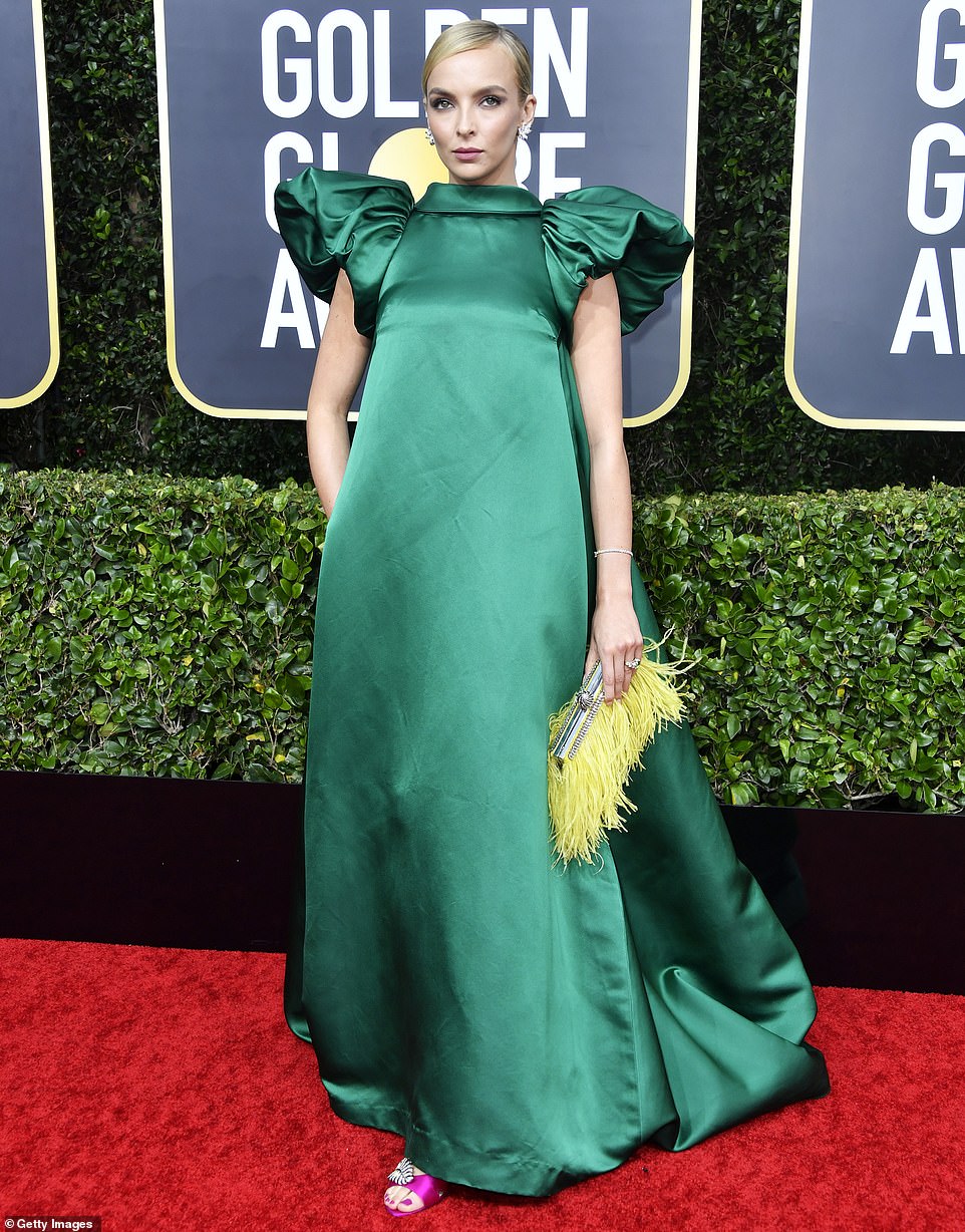 جودي كومير بفستان أخضر صنف ضمن أسوء فساتين الحفل
