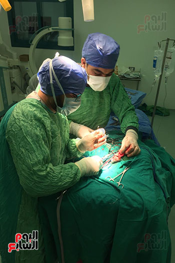 نجاح أول جراحة لكسر بعظام الجمجمة بمستشفى فاقوس (1)