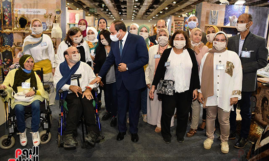السيسى يفتتح معرض تراثنا للحرف اليدوية بمشاركة 600 صانع (6)