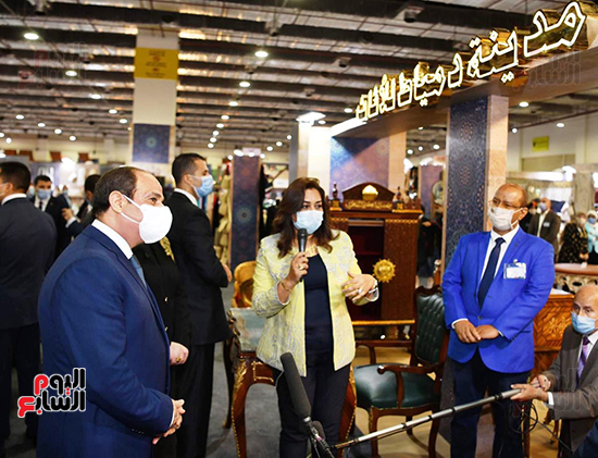 الرئيس السيسي فى افتتاح معرض تراثنا الرئيس السيسي فى افتتاح معرض تراثنا